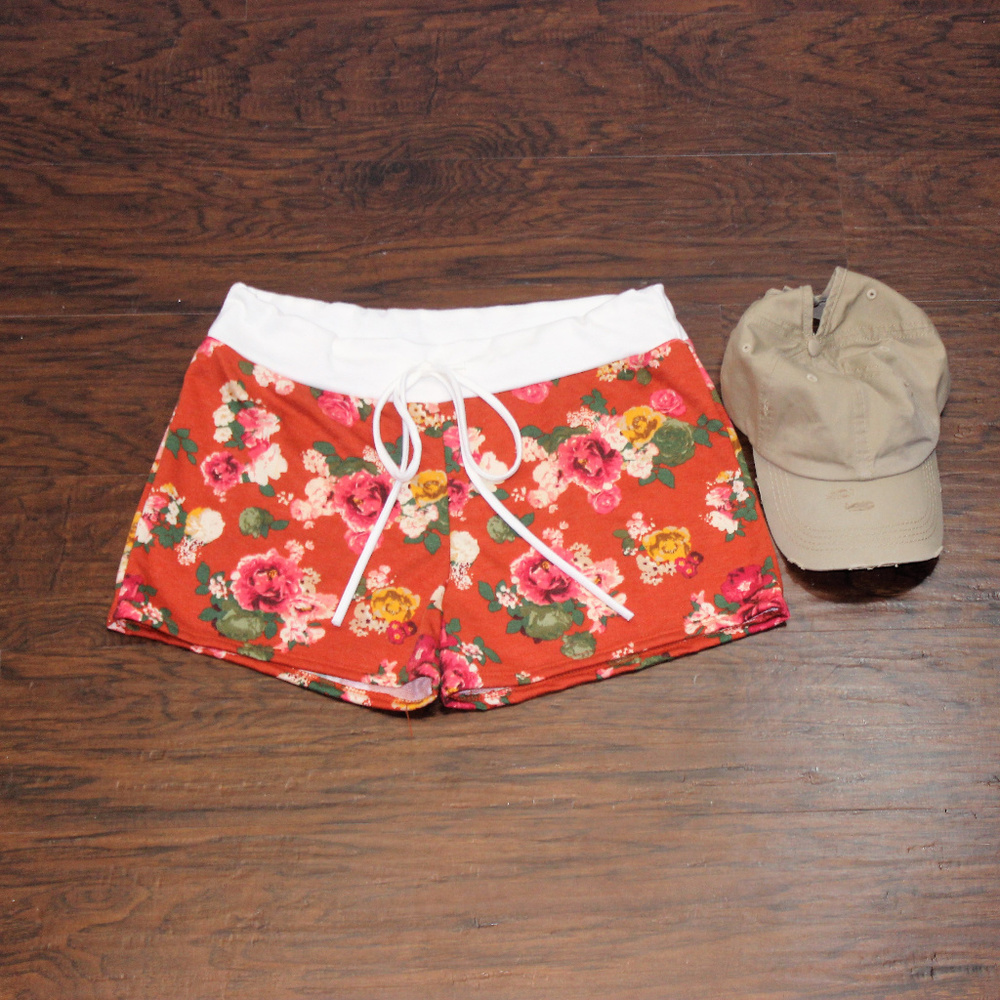 Causal Flower Draw String Shorts